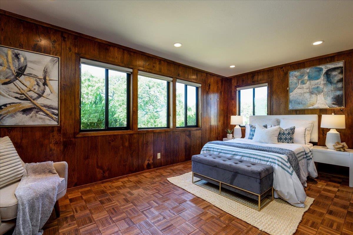 Detail Gallery Image 19 of 35 For 909 Westridge Dr, Portola Valley,  CA 94028 - 5 Beds | 3/1 Baths