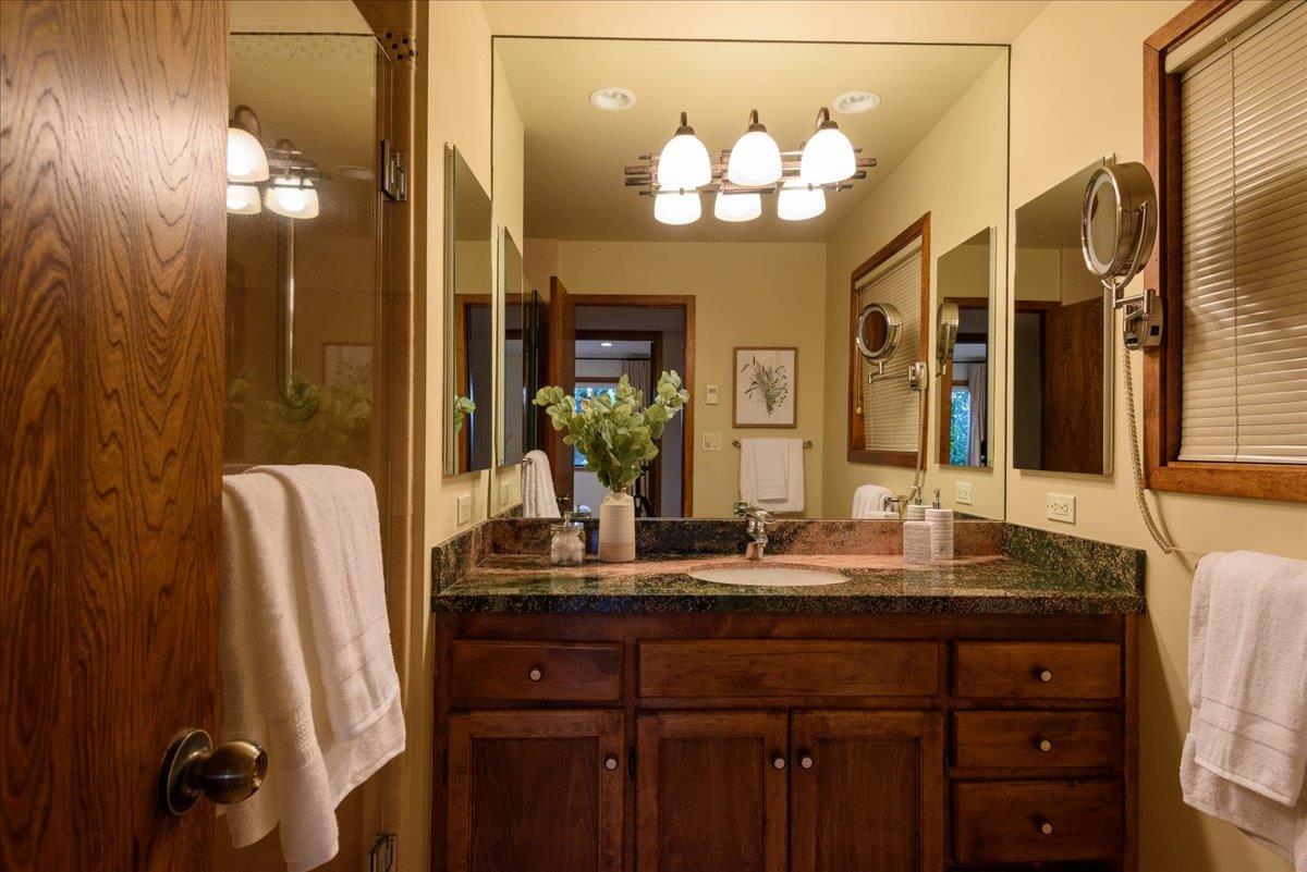 Detail Gallery Image 24 of 35 For 909 Westridge Dr, Portola Valley,  CA 94028 - 5 Beds | 3/1 Baths