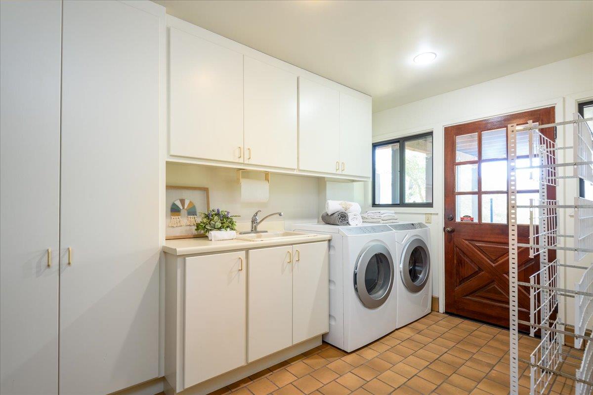 Detail Gallery Image 28 of 35 For 909 Westridge Dr, Portola Valley,  CA 94028 - 5 Beds | 3/1 Baths