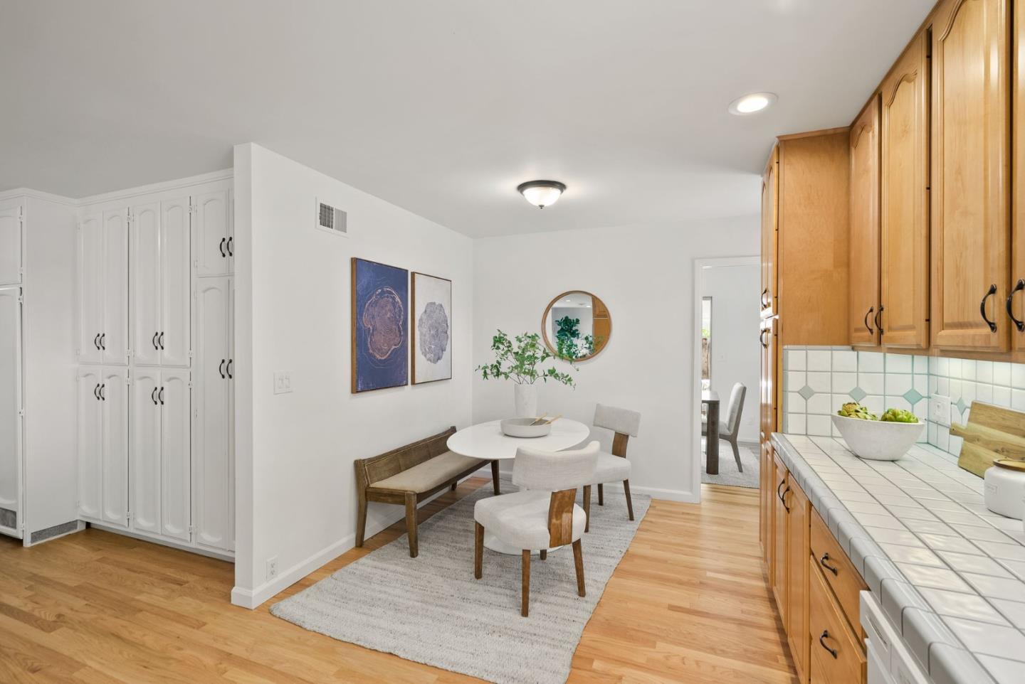 Detail Gallery Image 18 of 54 For 1175 Ravenscourt Ave, San Jose,  CA 95128 - 4 Beds | 2 Baths