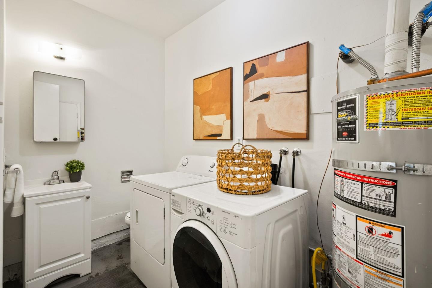 Detail Gallery Image 24 of 54 For 1175 Ravenscourt Ave, San Jose,  CA 95128 - 4 Beds | 2 Baths