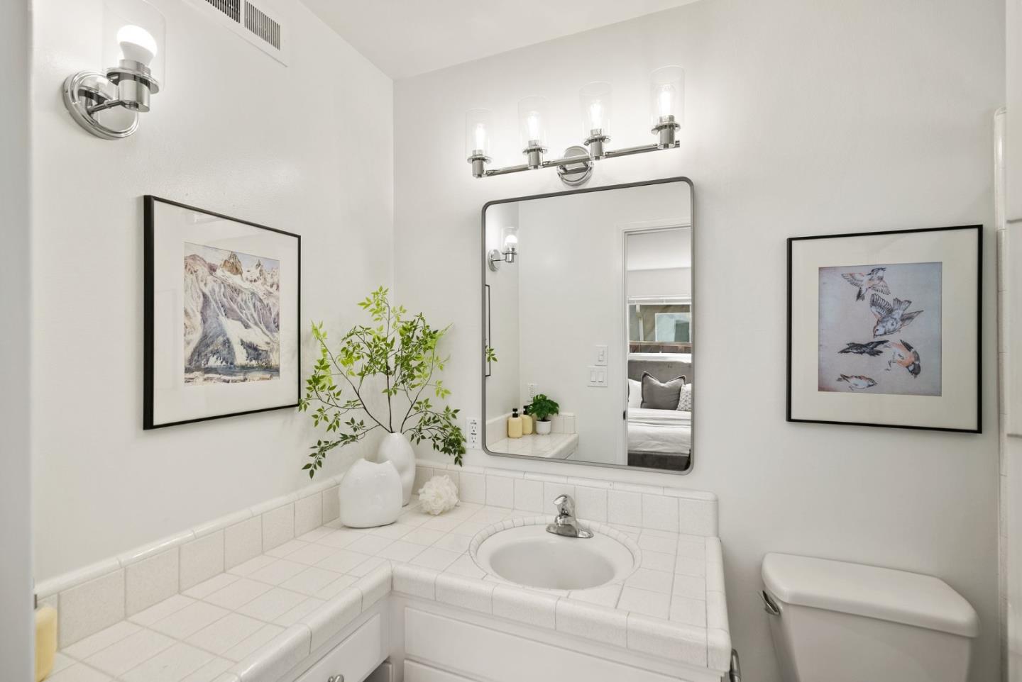 Detail Gallery Image 33 of 54 For 1175 Ravenscourt Ave, San Jose,  CA 95128 - 4 Beds | 2 Baths