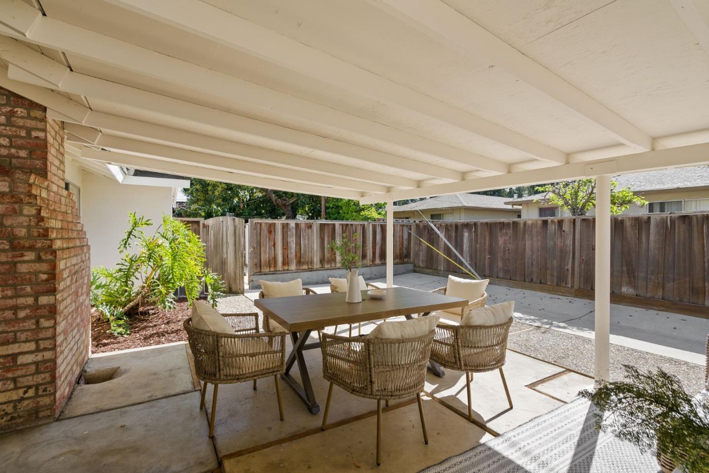 Detail Gallery Image 34 of 54 For 1175 Ravenscourt Ave, San Jose,  CA 95128 - 4 Beds | 2 Baths