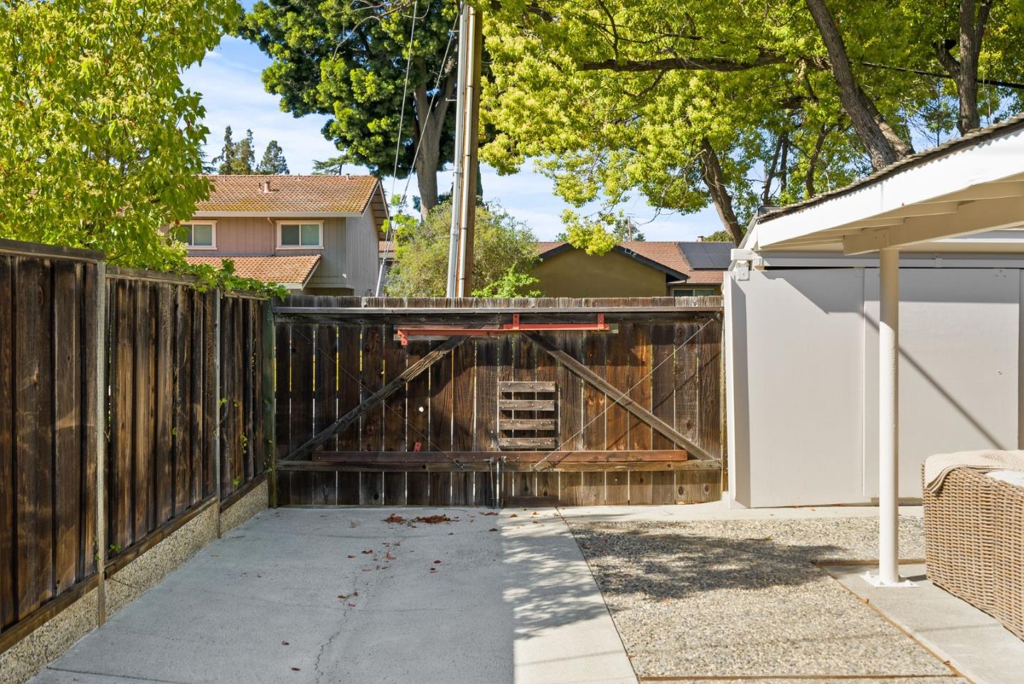 Detail Gallery Image 39 of 54 For 1175 Ravenscourt Ave, San Jose,  CA 95128 - 4 Beds | 2 Baths