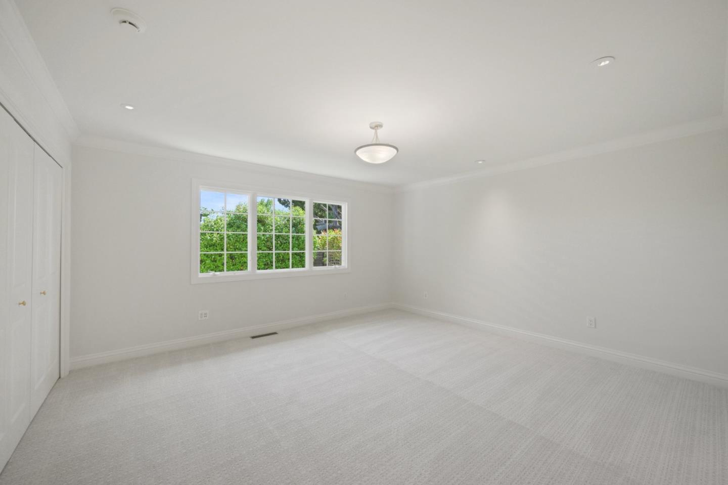 Detail Gallery Image 30 of 37 For 13165 Ten Oak Ct, Saratoga,  CA 95070 - 4 Beds | 2/1 Baths