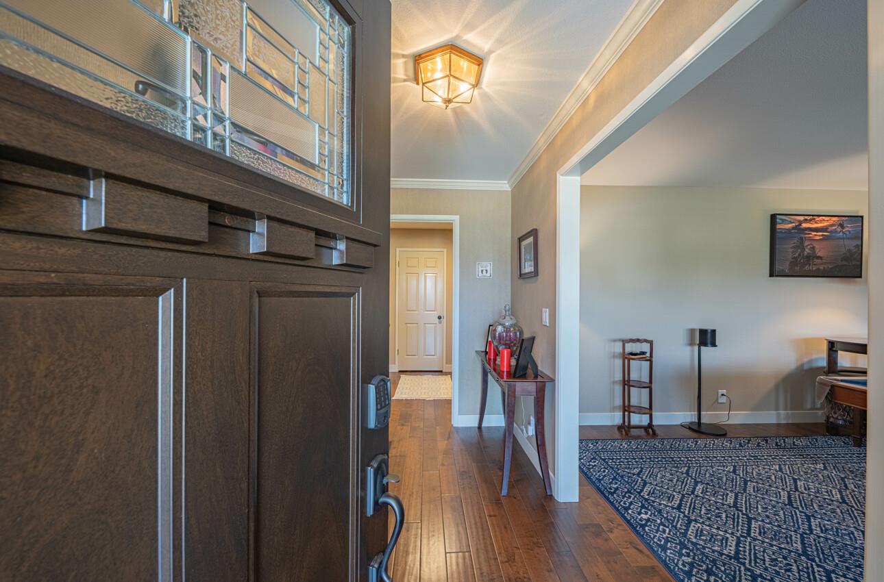 Detail Gallery Image 10 of 40 For 1168 Loyola Dr, Salinas,  CA 93901 - 3 Beds | 2 Baths