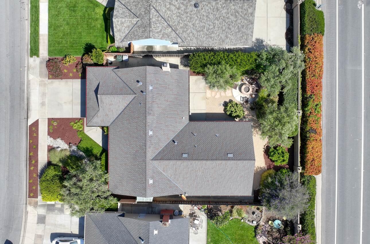 Detail Gallery Image 3 of 40 For 1168 Loyola Dr, Salinas,  CA 93901 - 3 Beds | 2 Baths