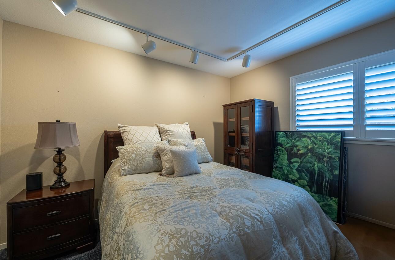 Detail Gallery Image 32 of 40 For 1168 Loyola Dr, Salinas,  CA 93901 - 3 Beds | 2 Baths
