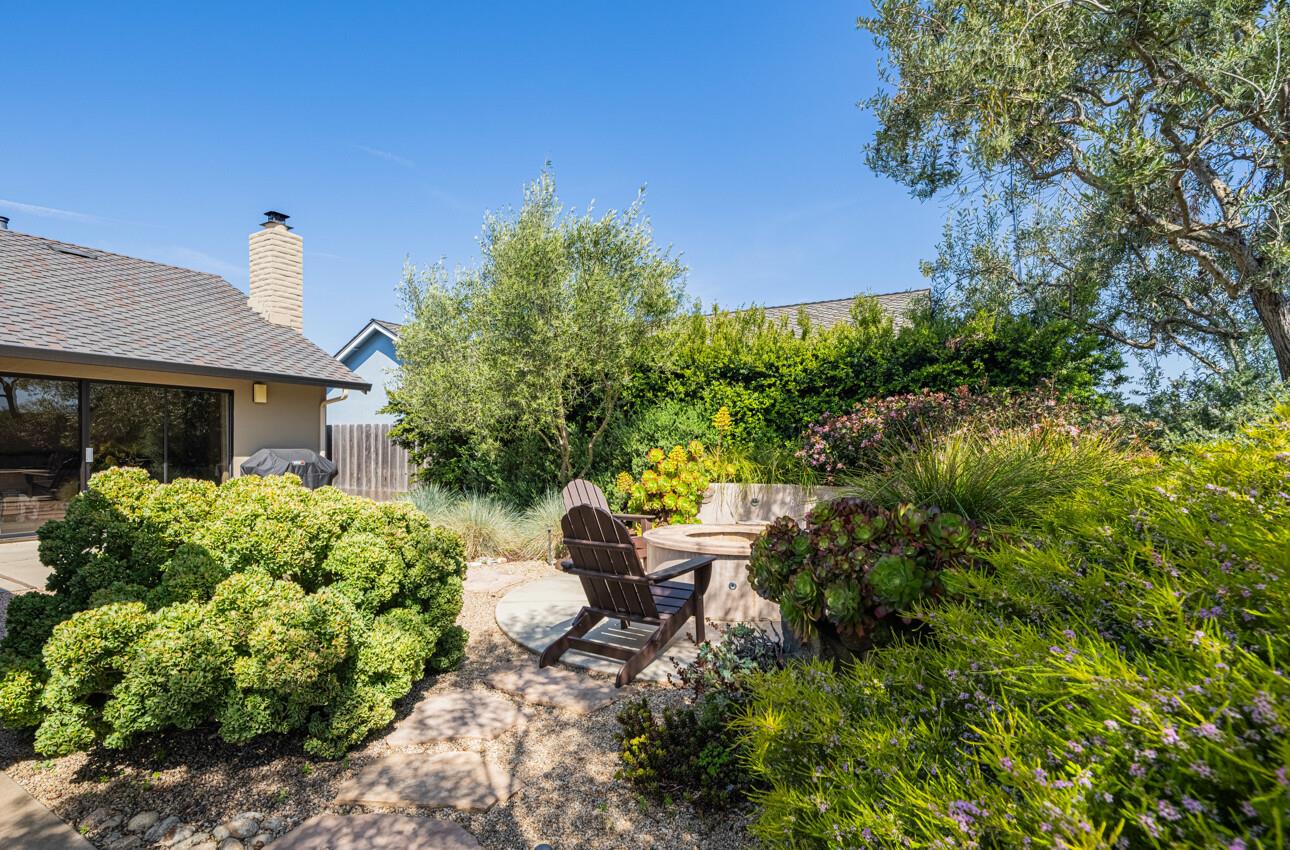 Detail Gallery Image 39 of 40 For 1168 Loyola Dr, Salinas,  CA 93901 - 3 Beds | 2 Baths