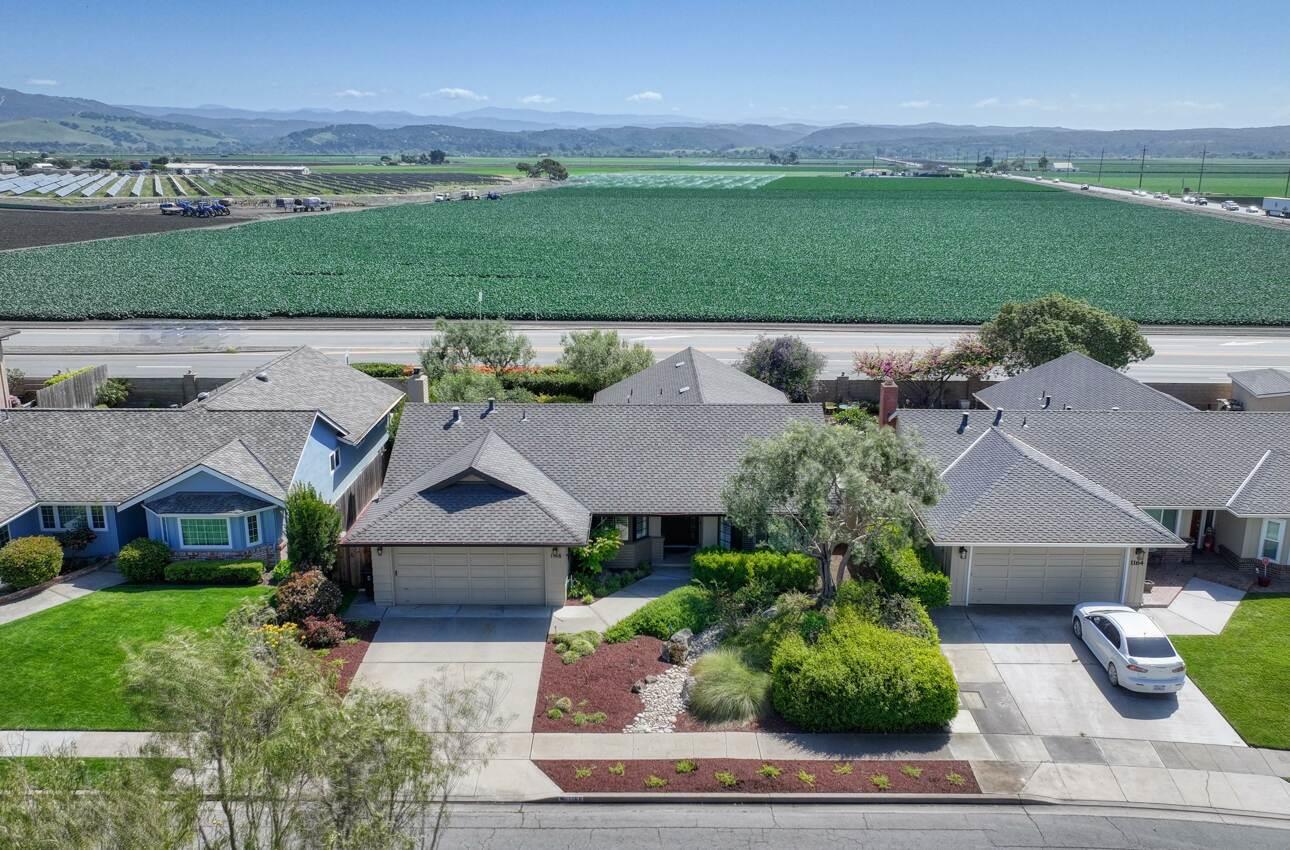 Detail Gallery Image 5 of 40 For 1168 Loyola Dr, Salinas,  CA 93901 - 3 Beds | 2 Baths