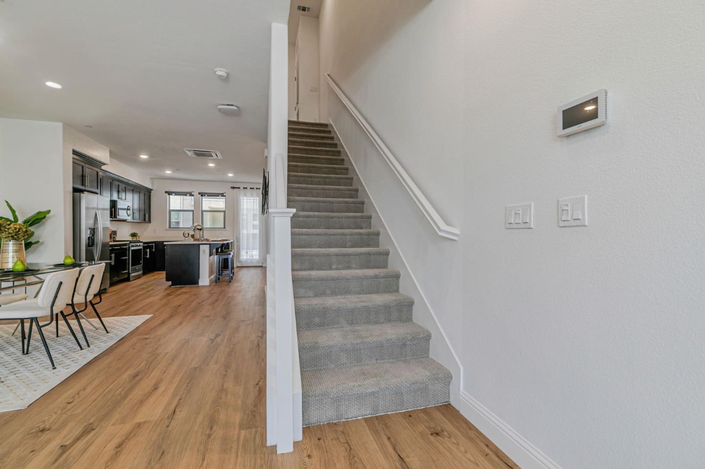 Detail Gallery Image 18 of 60 For 5765 Magnetic Loop, San Jose,  CA 95119 - 3 Beds | 3/1 Baths