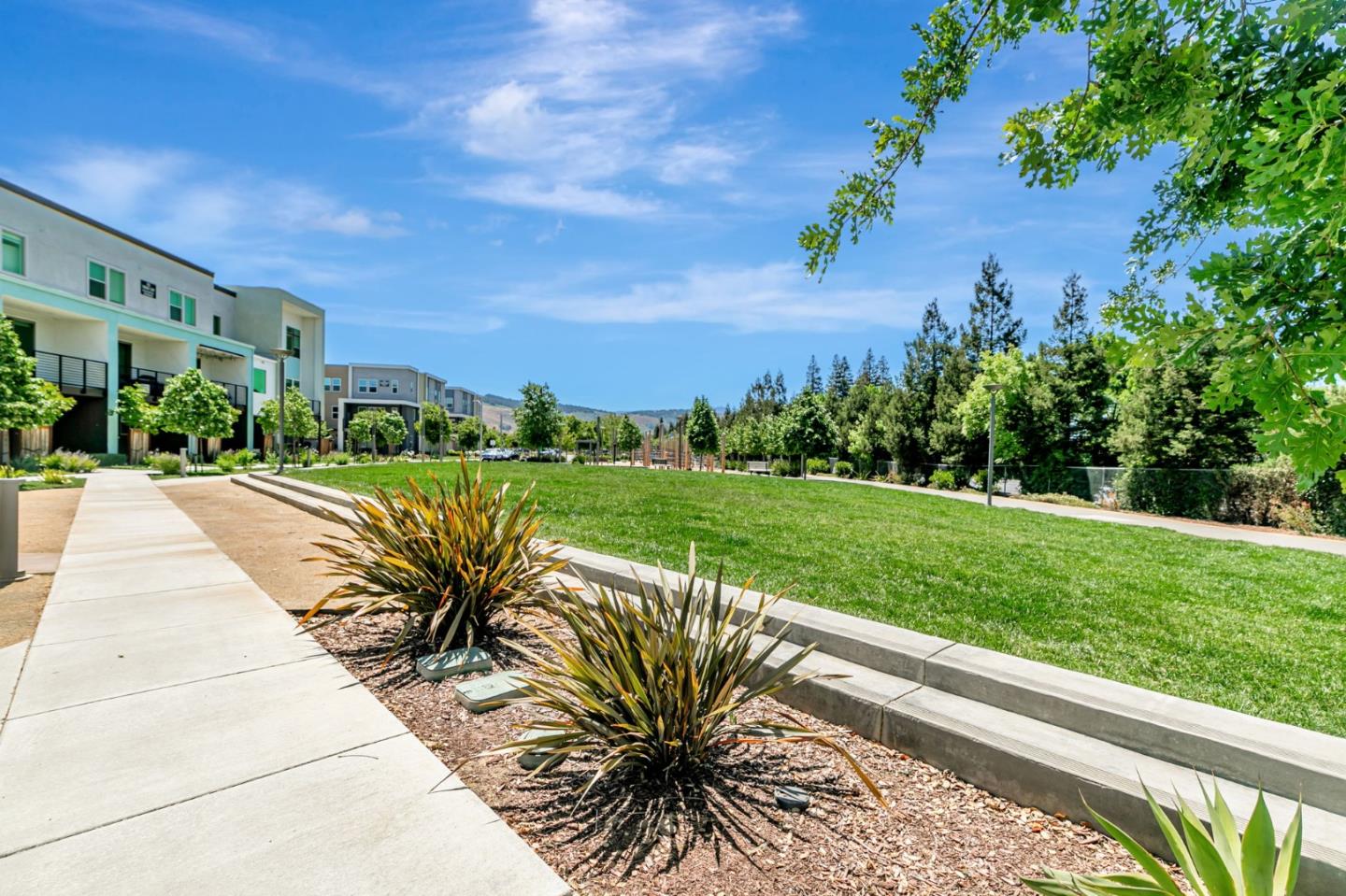 Detail Gallery Image 44 of 60 For 5765 Magnetic Loop, San Jose,  CA 95119 - 3 Beds | 3/1 Baths