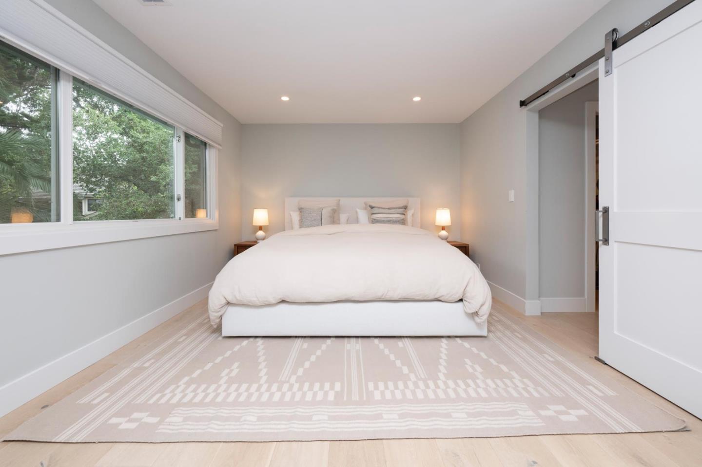 Detail Gallery Image 12 of 30 For 641 Caribbean Way, San Mateo,  CA 94402 - 4 Beds | 4 Baths