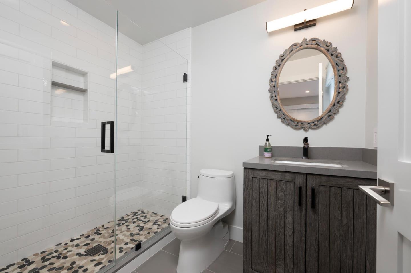 Detail Gallery Image 19 of 30 For 641 Caribbean Way, San Mateo,  CA 94402 - 4 Beds | 4 Baths