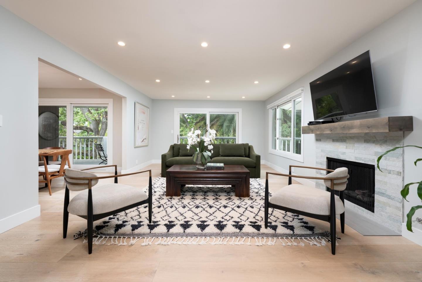 Detail Gallery Image 2 of 30 For 641 Caribbean Way, San Mateo,  CA 94402 - 4 Beds | 4 Baths