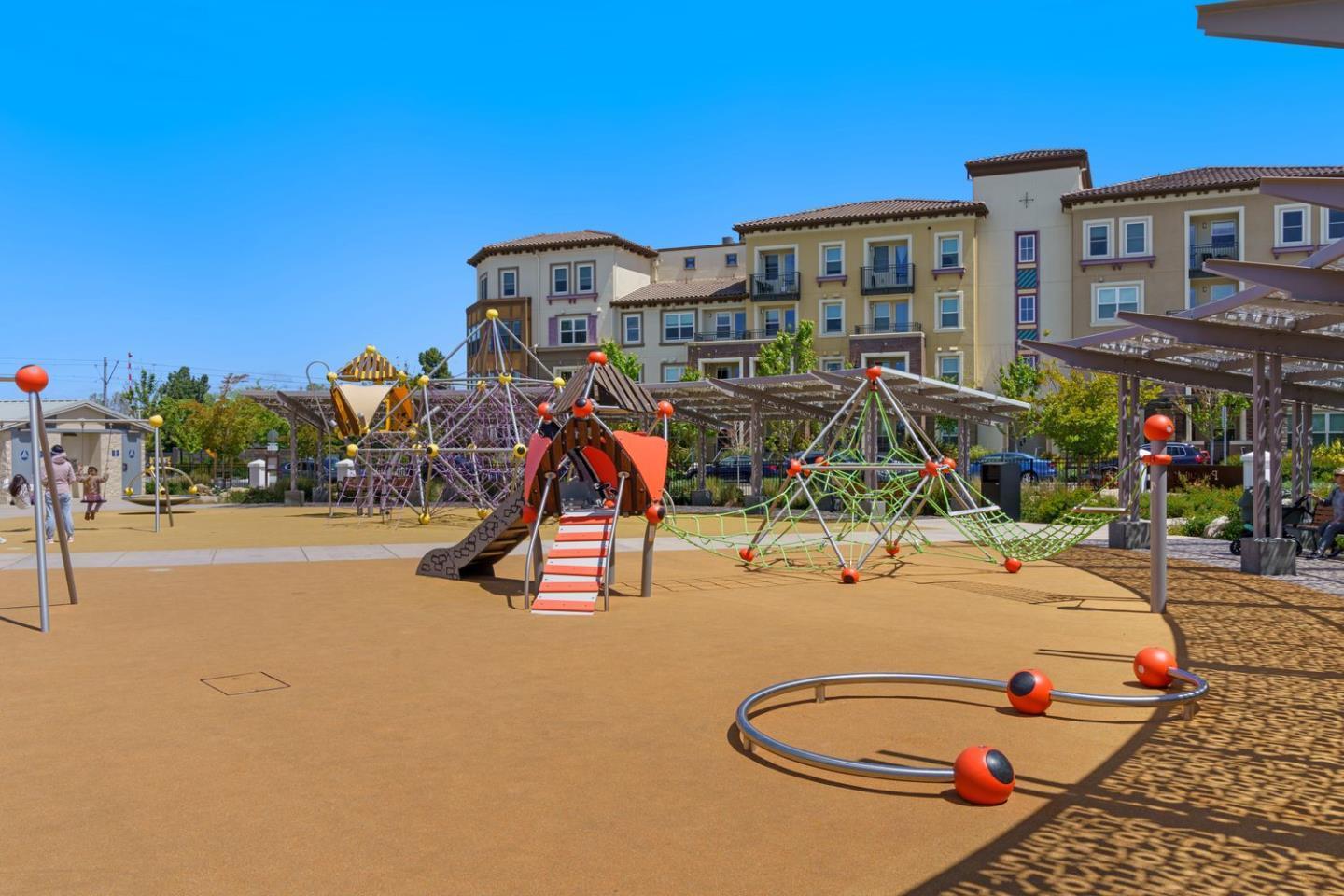 Detail Gallery Image 28 of 29 For 3522 Pyramid Way, Mountain View,  CA 94043 - 4 Beds | 4 Baths