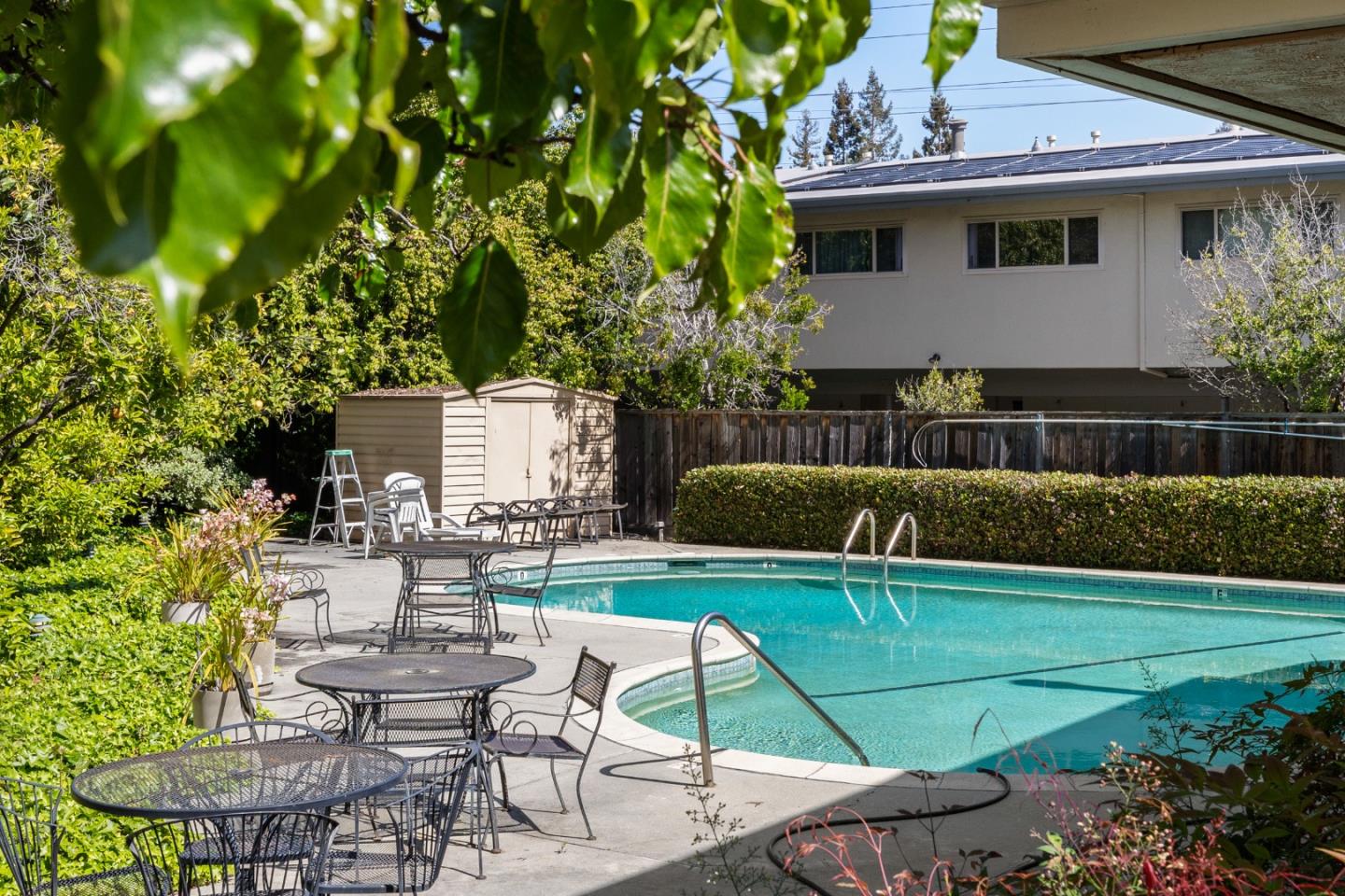 Detail Gallery Image 26 of 26 For 1354 Dale Ave #1,  Mountain View,  CA 94040 - 2 Beds | 2/1 Baths