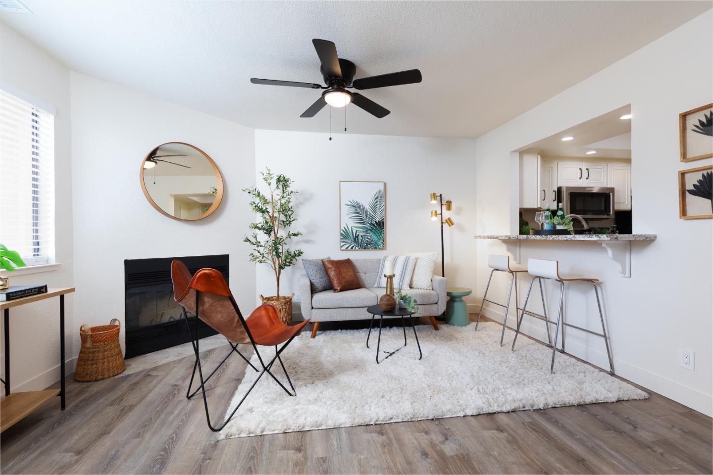 Detail Gallery Image 2 of 21 For 1702 Barrington Ct, Santa Cruz,  CA 95065 - 2 Beds | 2/1 Baths