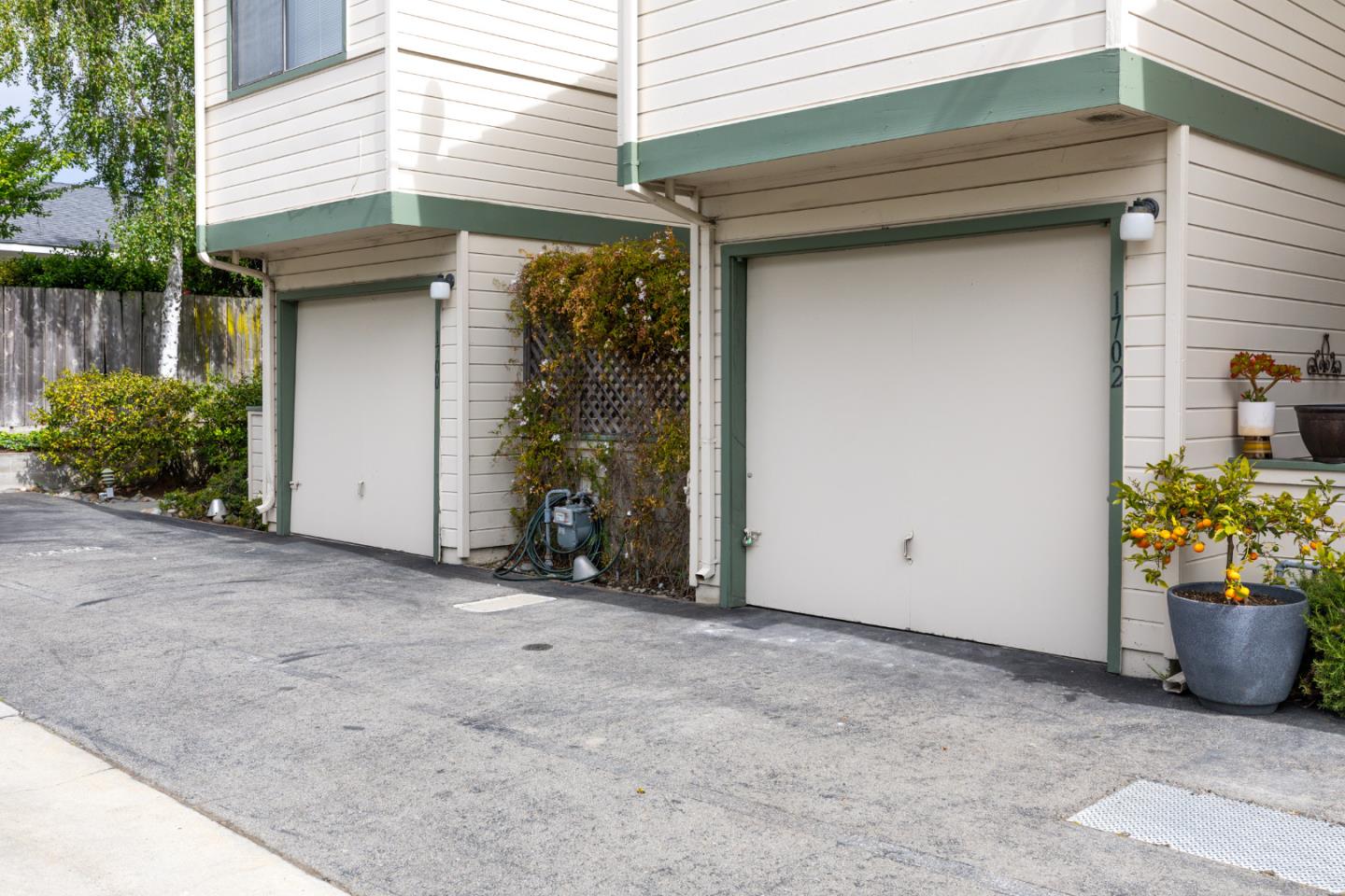 Detail Gallery Image 21 of 21 For 1702 Barrington Ct, Santa Cruz,  CA 95065 - 2 Beds | 2/1 Baths