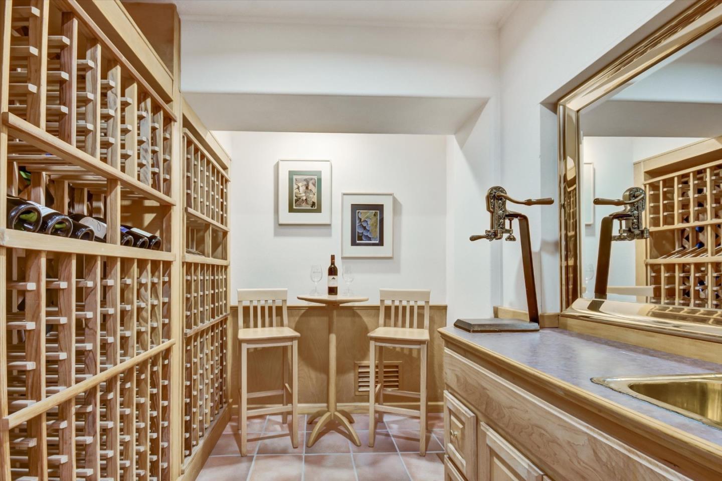 Detail Gallery Image 24 of 44 For 2425 Benson Ave, Santa Cruz,  CA 95065 - 4 Beds | 2/1 Baths