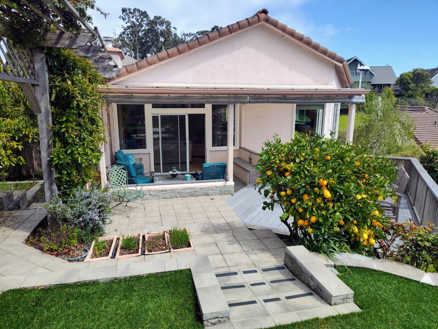 Detail Gallery Image 38 of 44 For 2425 Benson Ave, Santa Cruz,  CA 95065 - 4 Beds | 2/1 Baths