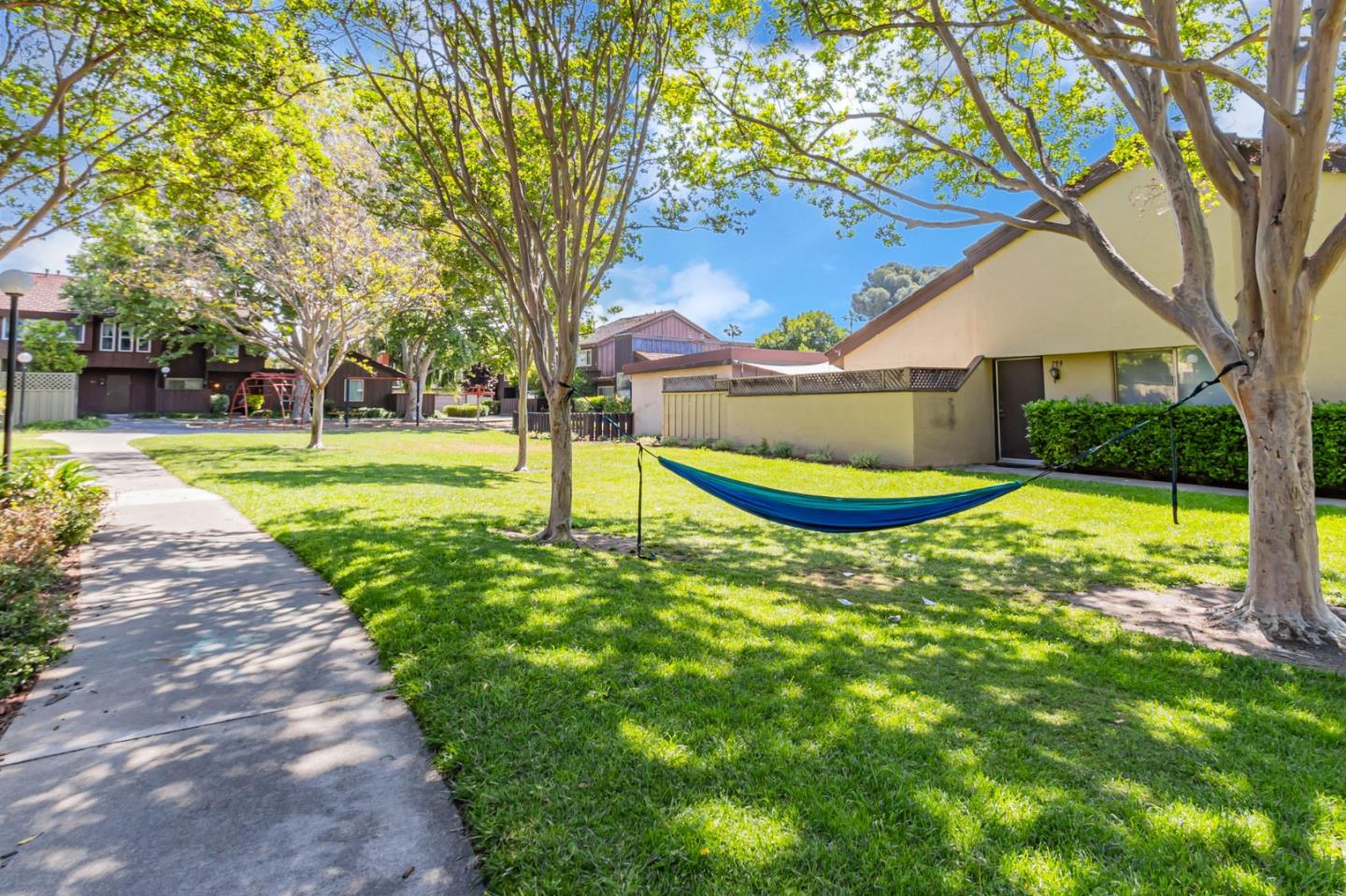 Detail Gallery Image 40 of 48 For 2303 Lava Dr, San Jose,  CA 95133 - 3 Beds | 1/1 Baths