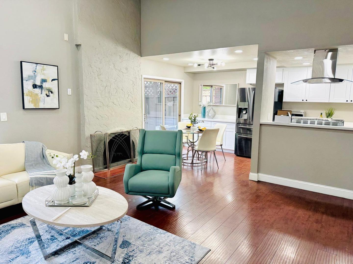 Detail Gallery Image 7 of 48 For 2303 Lava Dr, San Jose,  CA 95133 - 3 Beds | 1/1 Baths