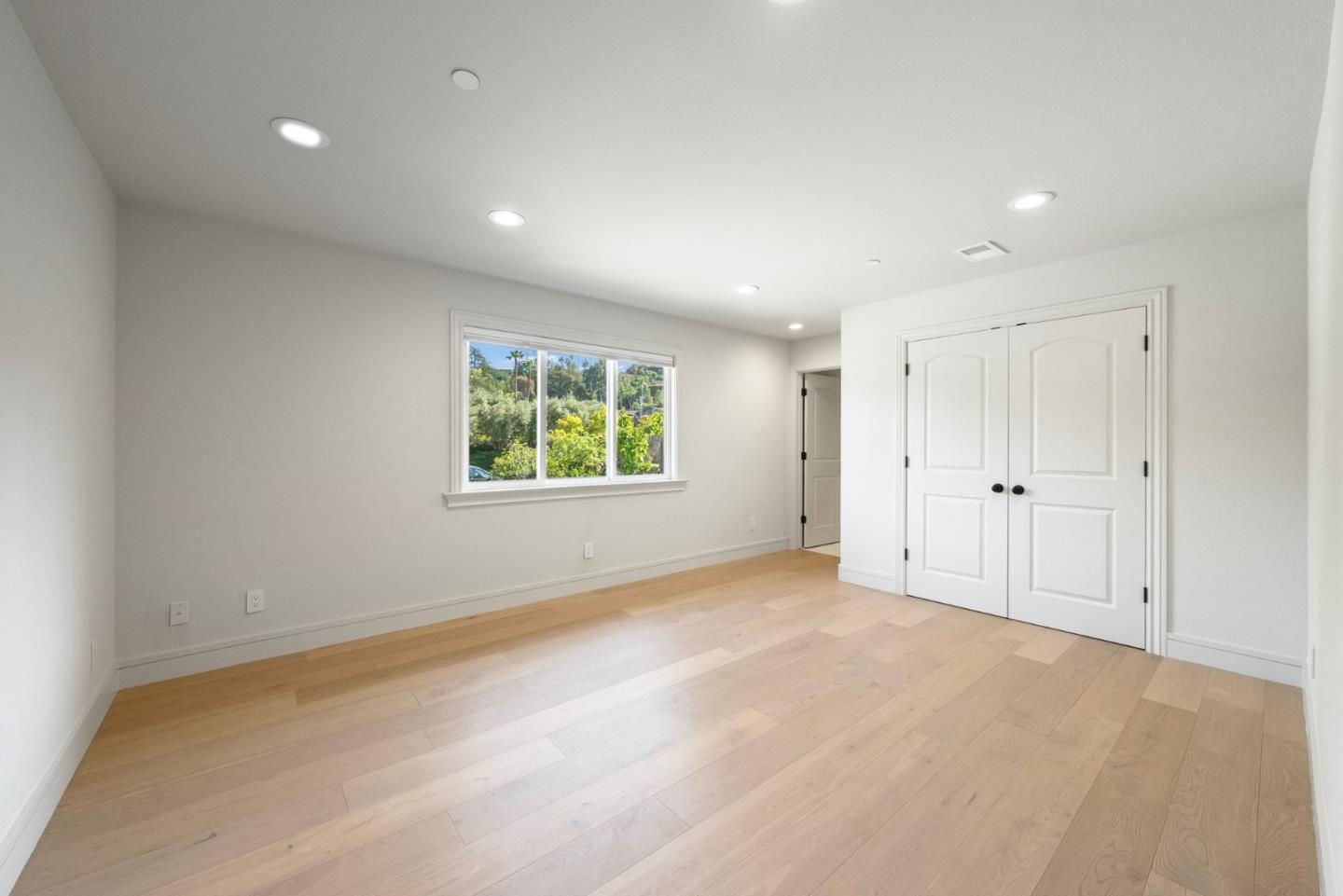 Detail Gallery Image 29 of 39 For 20847 Russell Ln, Saratoga,  CA 95070 - 5 Beds | 4/1 Baths