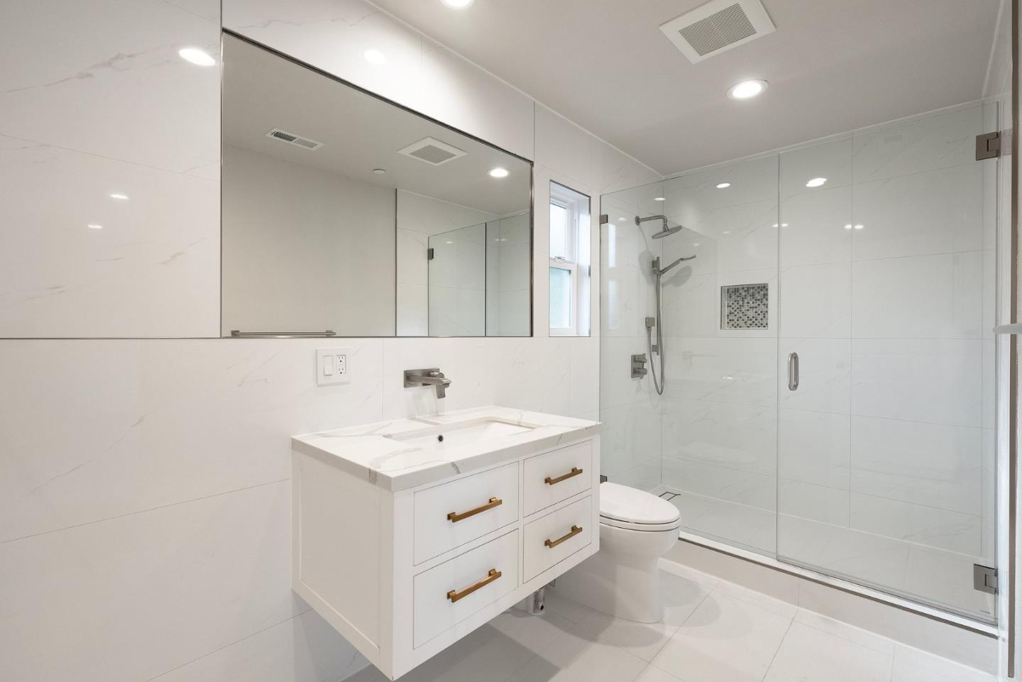 Detail Gallery Image 30 of 39 For 20847 Russell Ln, Saratoga,  CA 95070 - 5 Beds | 4/1 Baths