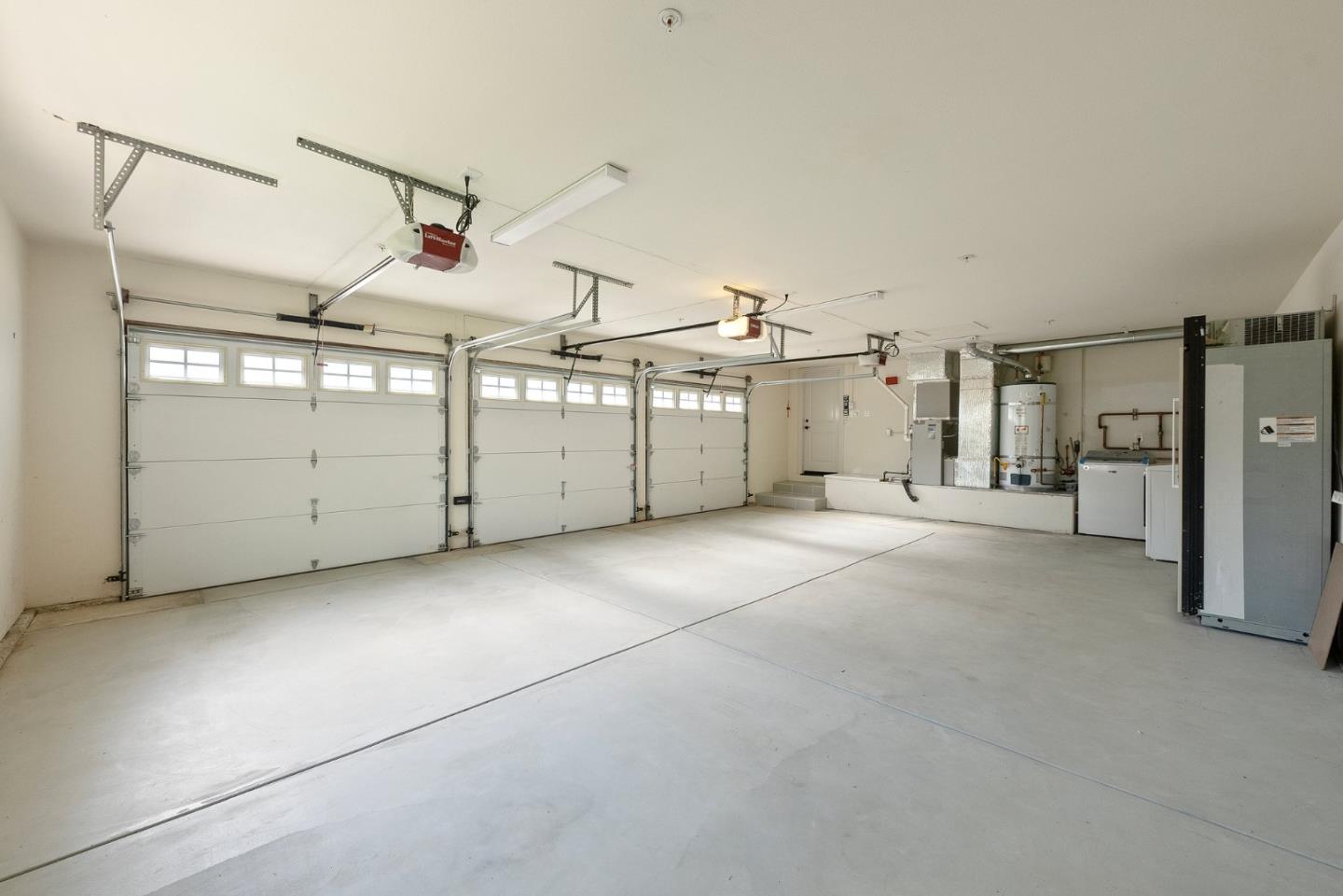 Detail Gallery Image 37 of 39 For 20847 Russell Ln, Saratoga,  CA 95070 - 5 Beds | 4/1 Baths