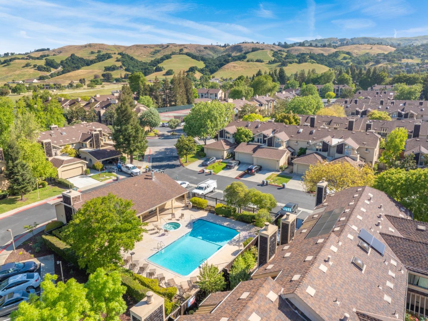Detail Gallery Image 27 of 36 For 2137 Darnis Cir, Morgan Hill,  CA 95037 - 2 Beds | 2/1 Baths