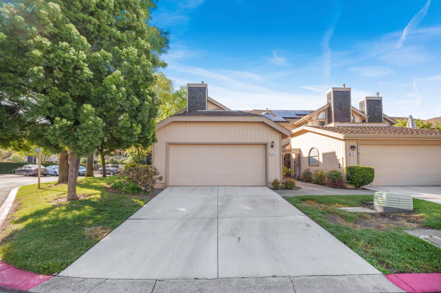 Detail Gallery Image 3 of 36 For 2137 Darnis Cir, Morgan Hill,  CA 95037 - 2 Beds | 2/1 Baths