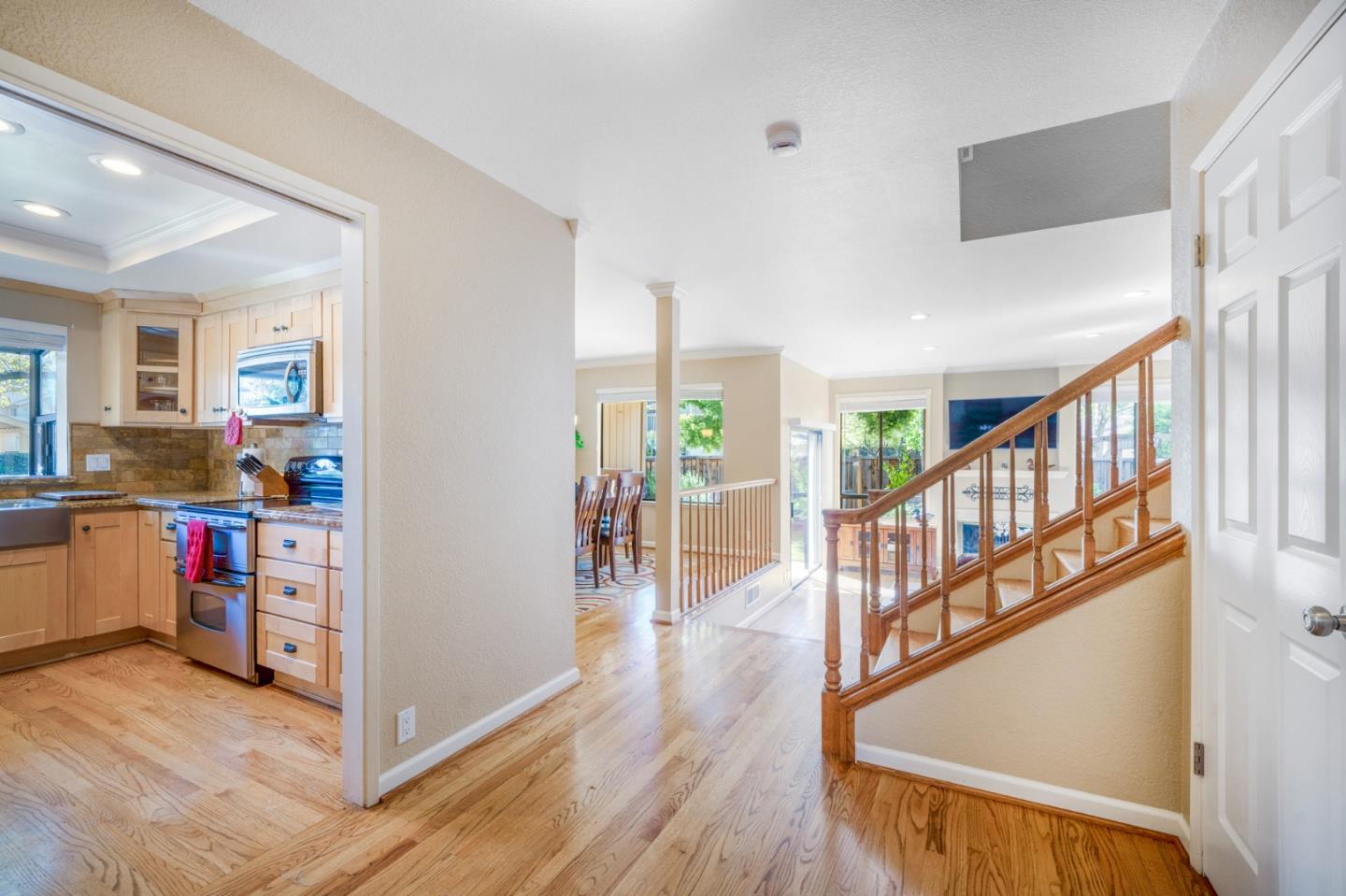 Detail Gallery Image 6 of 36 For 2137 Darnis Cir, Morgan Hill,  CA 95037 - 2 Beds | 2/1 Baths
