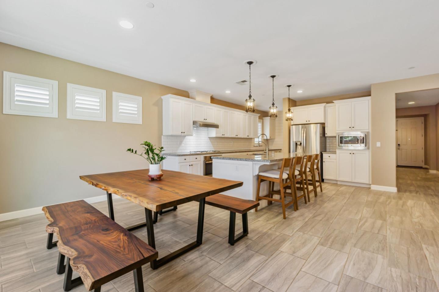 Detail Gallery Image 10 of 40 For 482 Stratford Ct, Brentwood,  CA 94513 - 3 Beds | 2/1 Baths