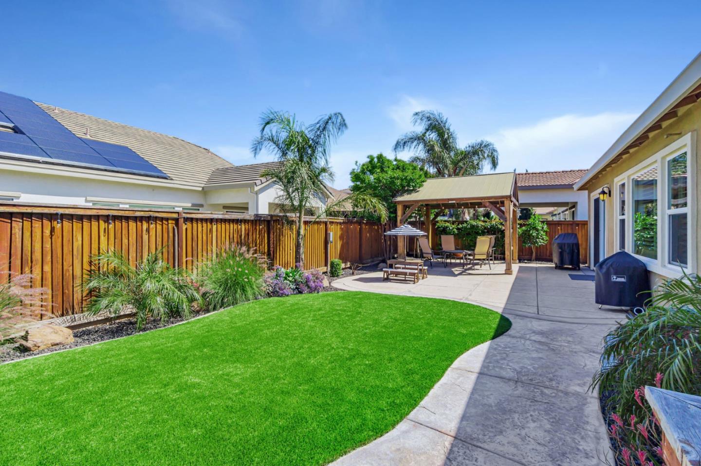 Detail Gallery Image 35 of 40 For 482 Stratford Ct, Brentwood,  CA 94513 - 3 Beds | 2/1 Baths