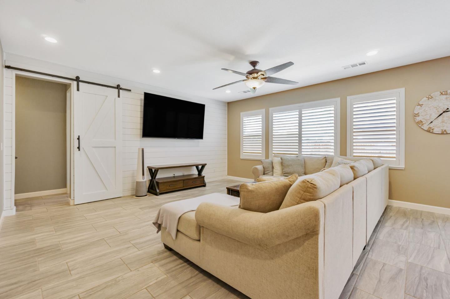Detail Gallery Image 5 of 40 For 482 Stratford Ct, Brentwood,  CA 94513 - 3 Beds | 2/1 Baths