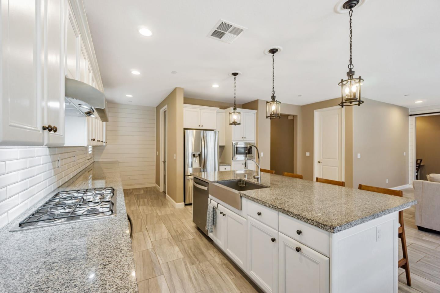 Detail Gallery Image 9 of 40 For 482 Stratford Ct, Brentwood,  CA 94513 - 3 Beds | 2/1 Baths
