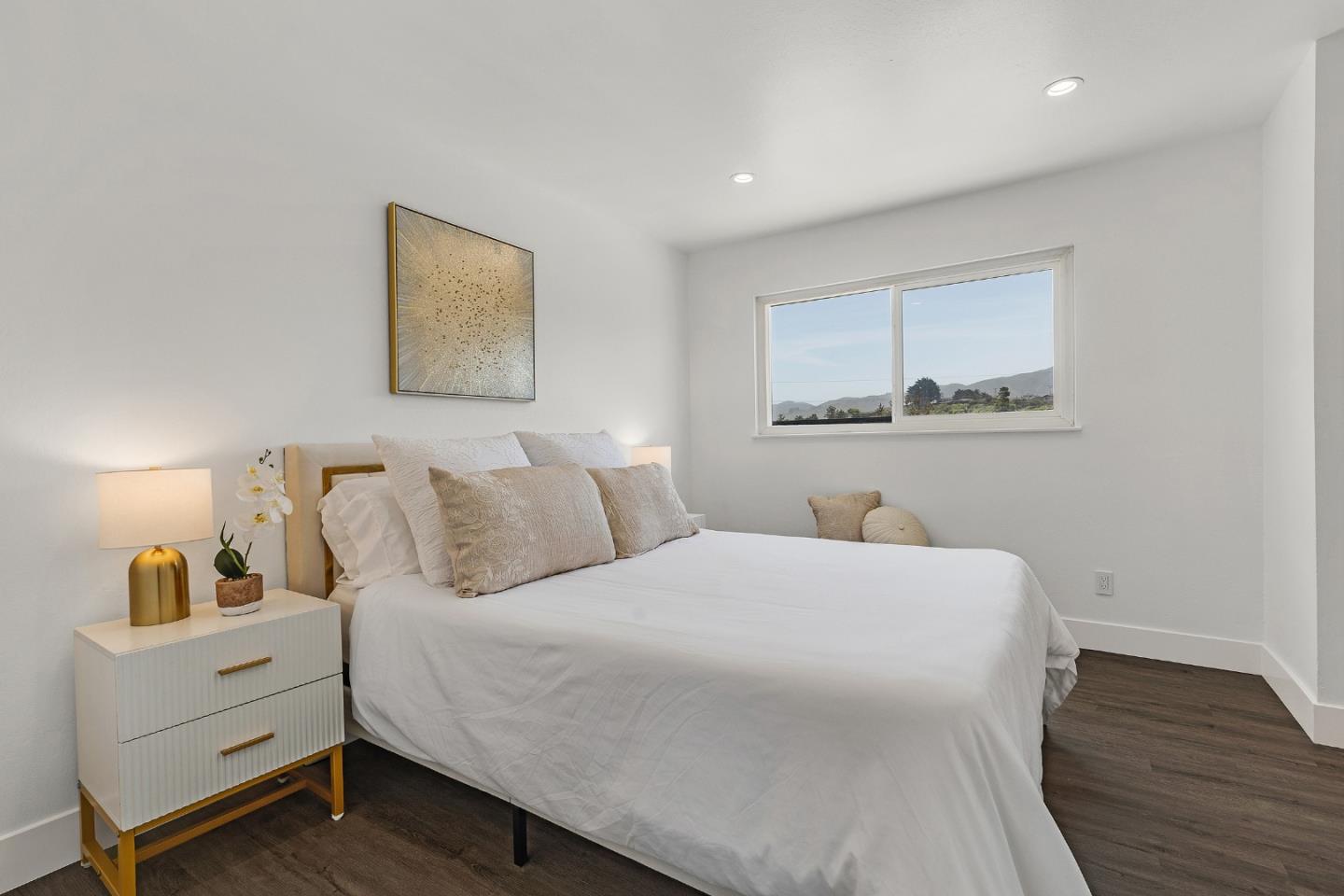 Detail Gallery Image 24 of 42 For 1104 Fassler Ave, Pacifica,  CA 94044 - 4 Beds | 2 Baths