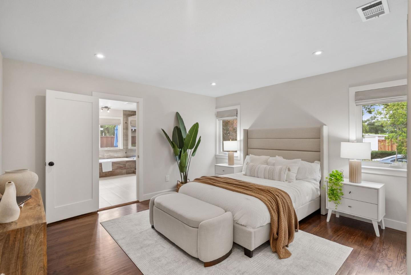 Detail Gallery Image 16 of 44 For 2353 Marr Ln, San Jose,  CA 95124 - 4 Beds | 2 Baths