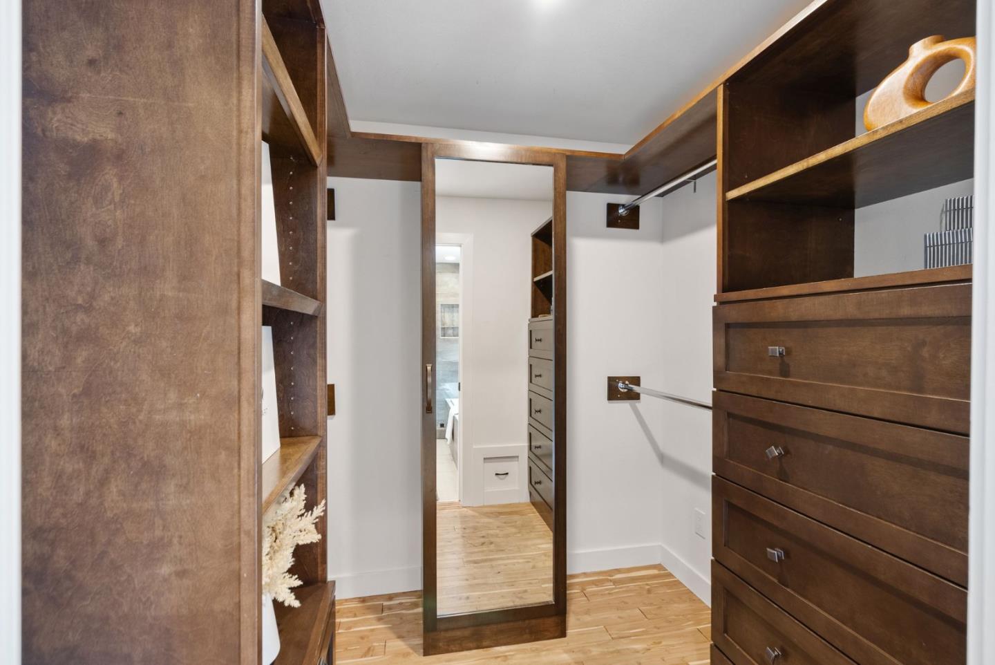 Detail Gallery Image 20 of 44 For 2353 Marr Ln, San Jose,  CA 95124 - 4 Beds | 2 Baths