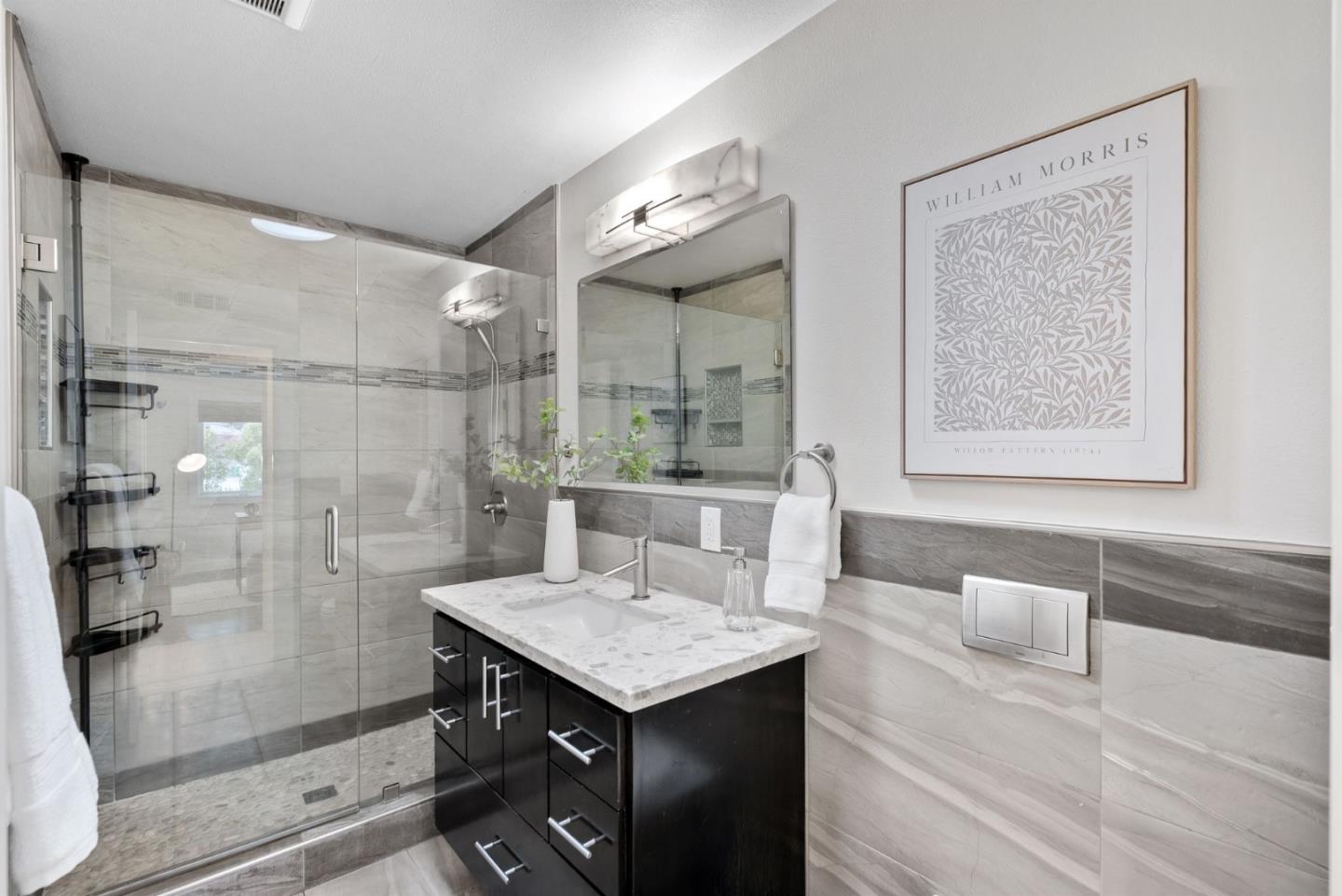 Detail Gallery Image 24 of 44 For 2353 Marr Ln, San Jose,  CA 95124 - 4 Beds | 2 Baths