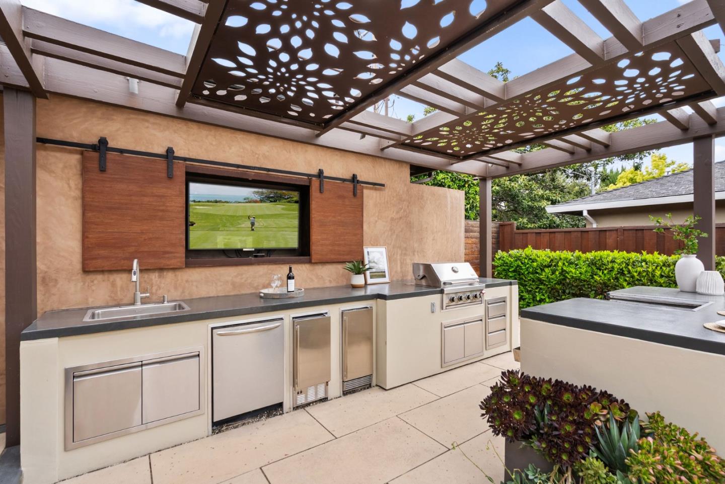 Detail Gallery Image 27 of 44 For 2353 Marr Ln, San Jose,  CA 95124 - 4 Beds | 2 Baths