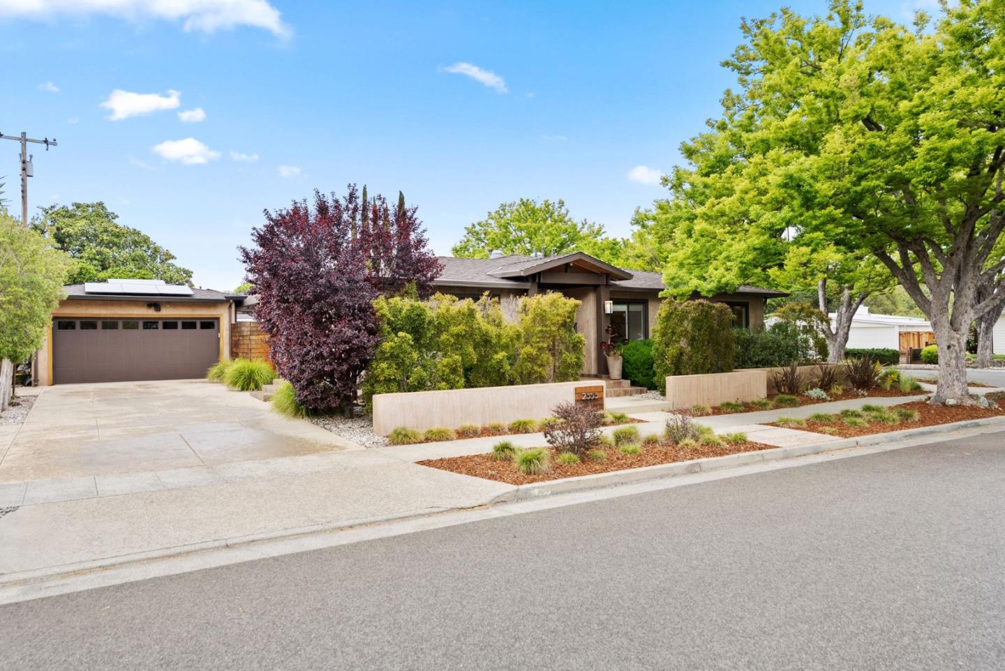 Detail Gallery Image 3 of 44 For 2353 Marr Ln, San Jose,  CA 95124 - 4 Beds | 2 Baths