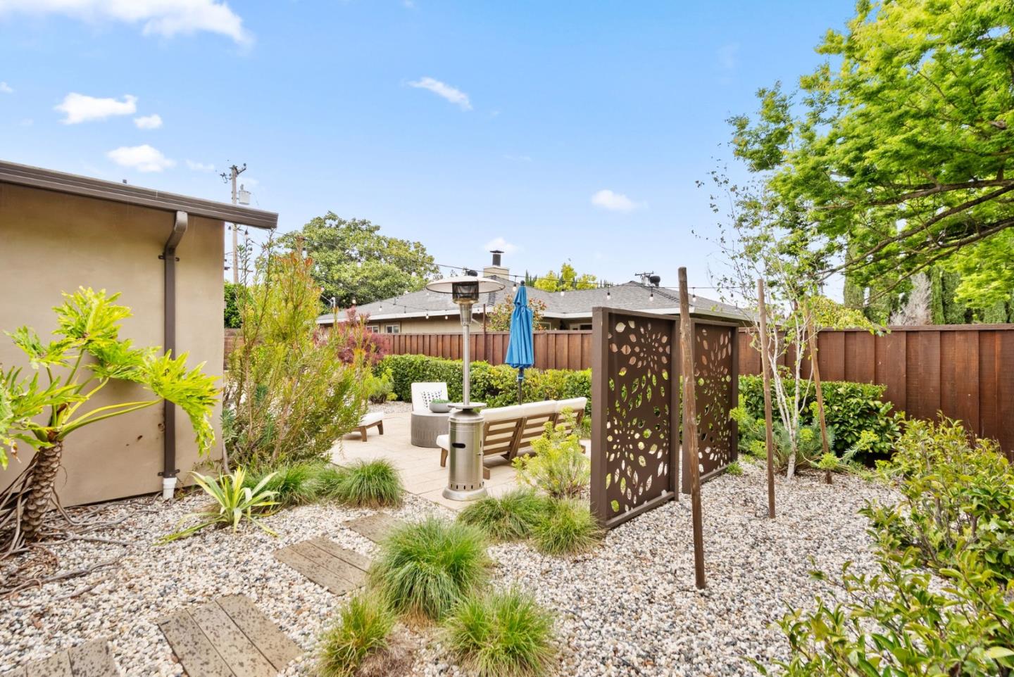 Detail Gallery Image 33 of 44 For 2353 Marr Ln, San Jose,  CA 95124 - 4 Beds | 2 Baths