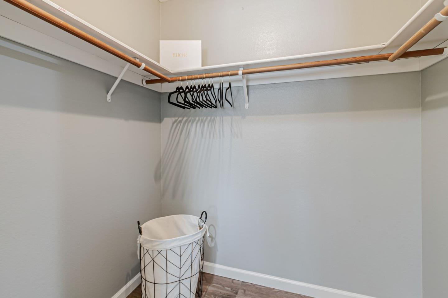Detail Gallery Image 26 of 43 For 553 Groth Pl, San Jose,  CA 95111 - 4 Beds | 2/1 Baths