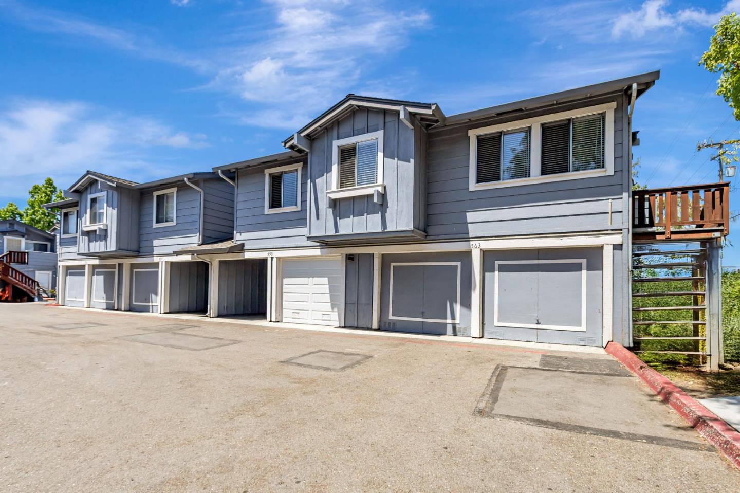 Detail Gallery Image 4 of 43 For 553 Groth Pl, San Jose,  CA 95111 - 4 Beds | 2/1 Baths