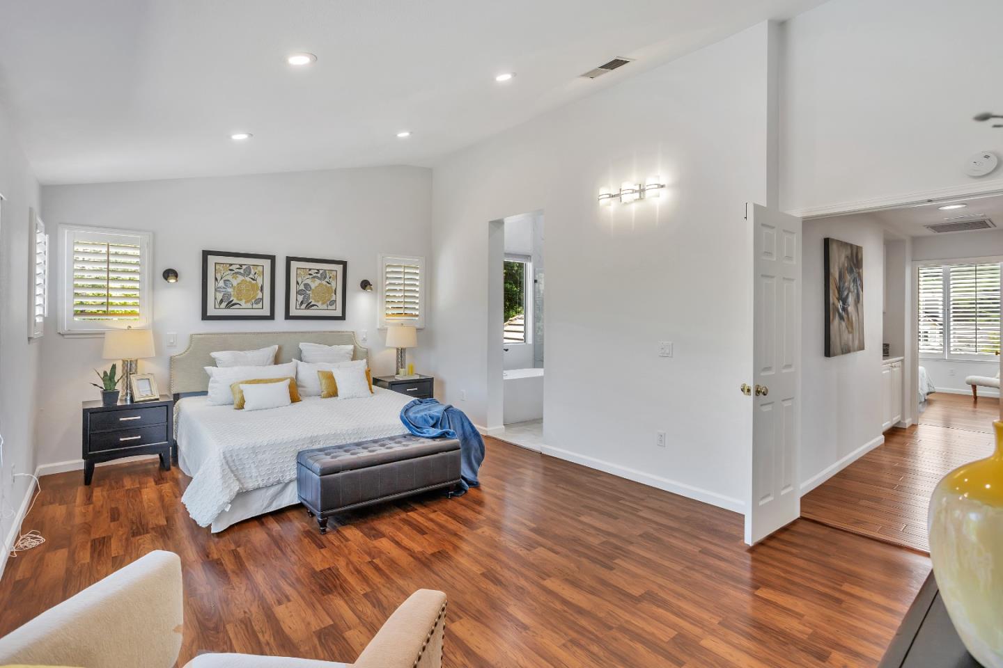 Detail Gallery Image 28 of 57 For 3163 Hawkcrest Cir, San Jose,  CA 95135 - 5 Beds | 3/1 Baths