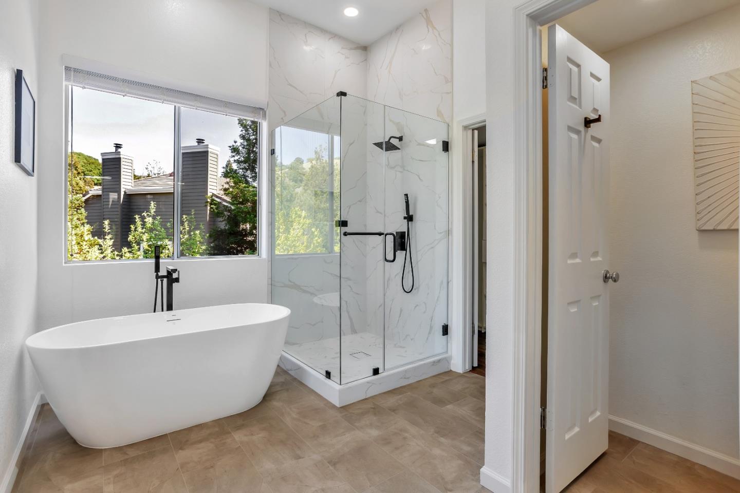 Detail Gallery Image 31 of 57 For 3163 Hawkcrest Cir, San Jose,  CA 95135 - 5 Beds | 3/1 Baths