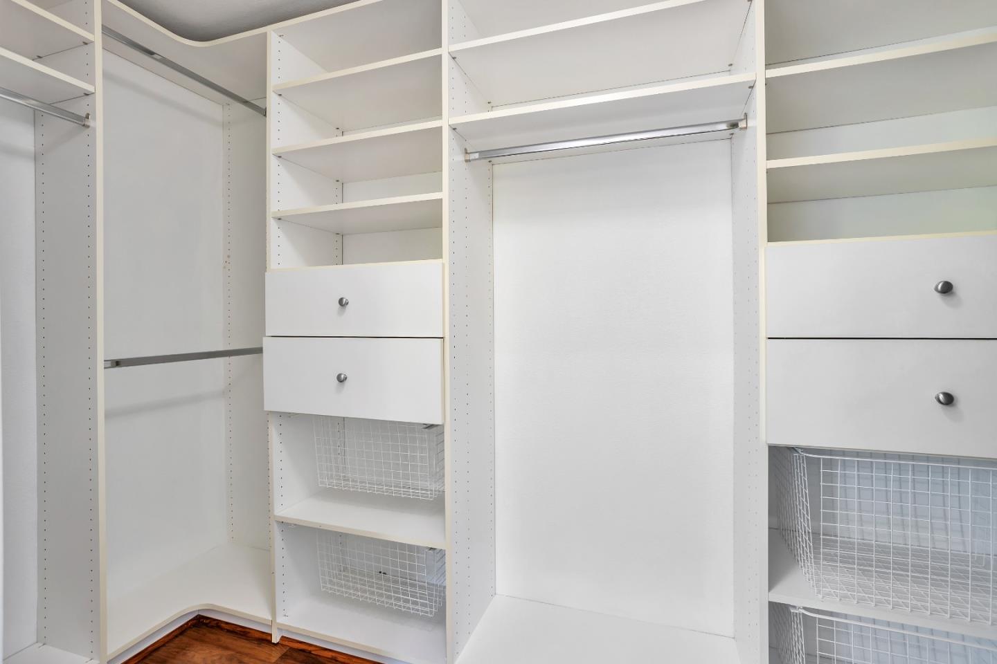 Detail Gallery Image 33 of 57 For 3163 Hawkcrest Cir, San Jose,  CA 95135 - 5 Beds | 3/1 Baths