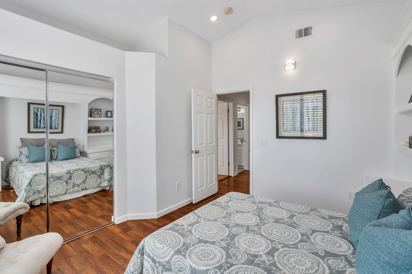 Detail Gallery Image 36 of 57 For 3163 Hawkcrest Cir, San Jose,  CA 95135 - 5 Beds | 3/1 Baths